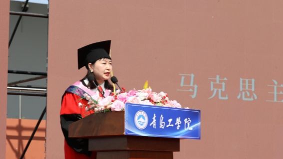 二是向上生长