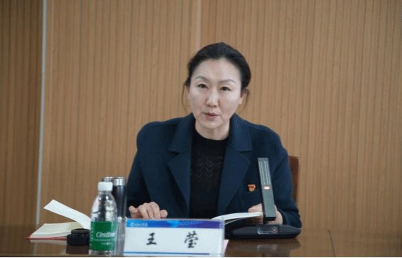 开班仪式上